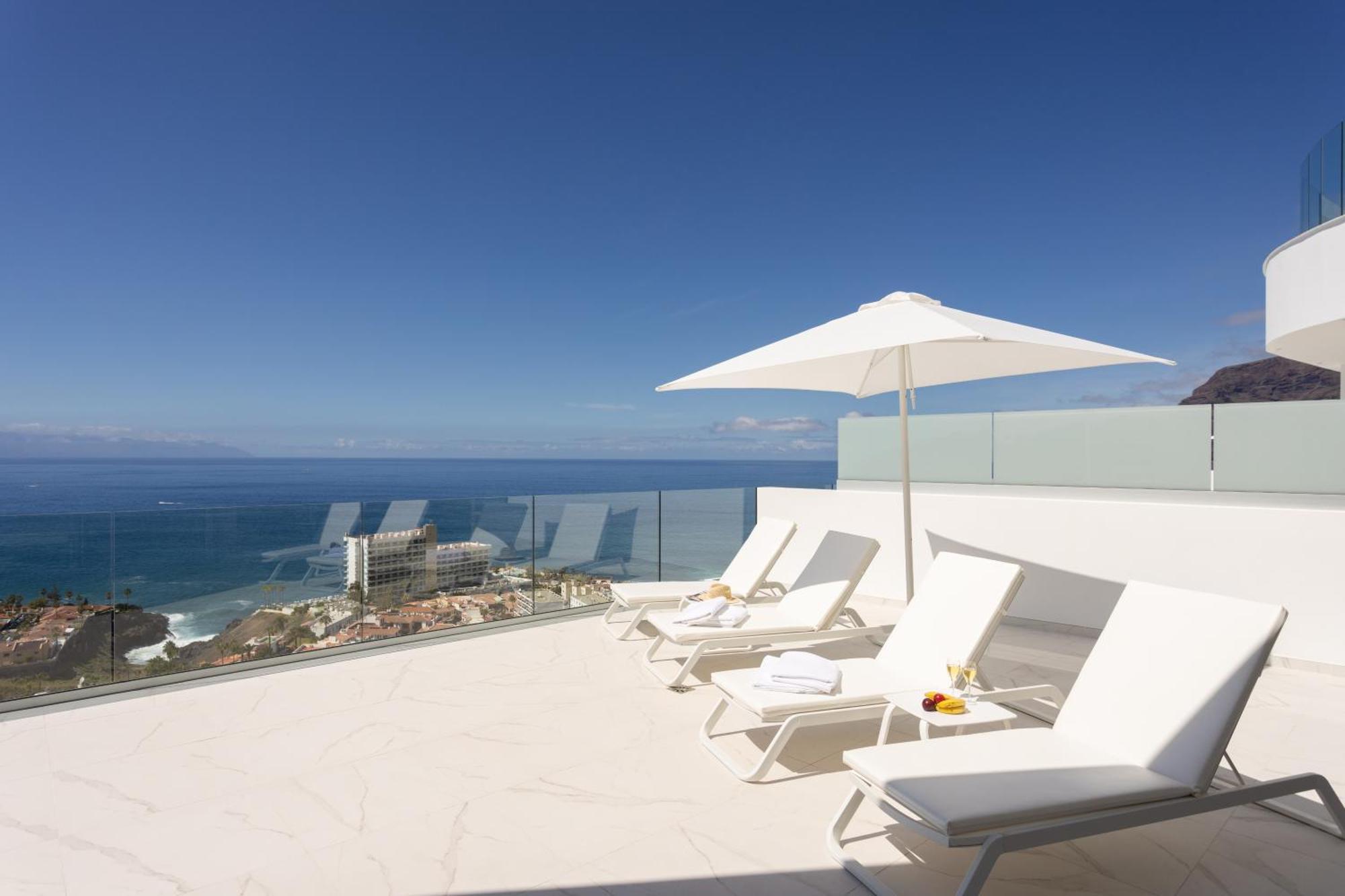 Crystal I Luxury Apartments By Enjoyahome Acantilado de los Gigantes Exterior photo