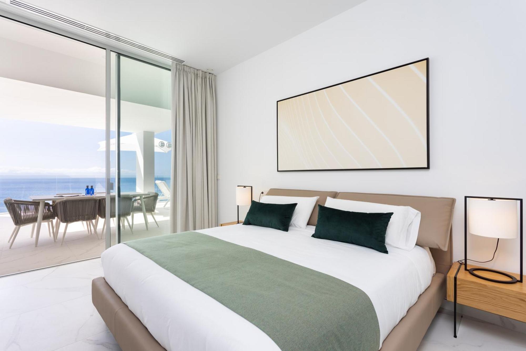 Crystal I Luxury Apartments By Enjoyahome Acantilado de los Gigantes Exterior photo