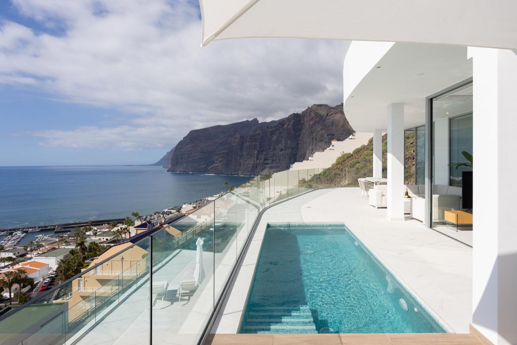 Crystal I Luxury Apartments By Enjoyahome Acantilado de los Gigantes Exterior photo