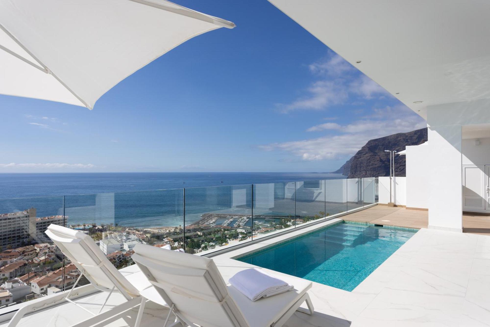 Crystal I Luxury Apartments By Enjoyahome Acantilado de los Gigantes Exterior photo