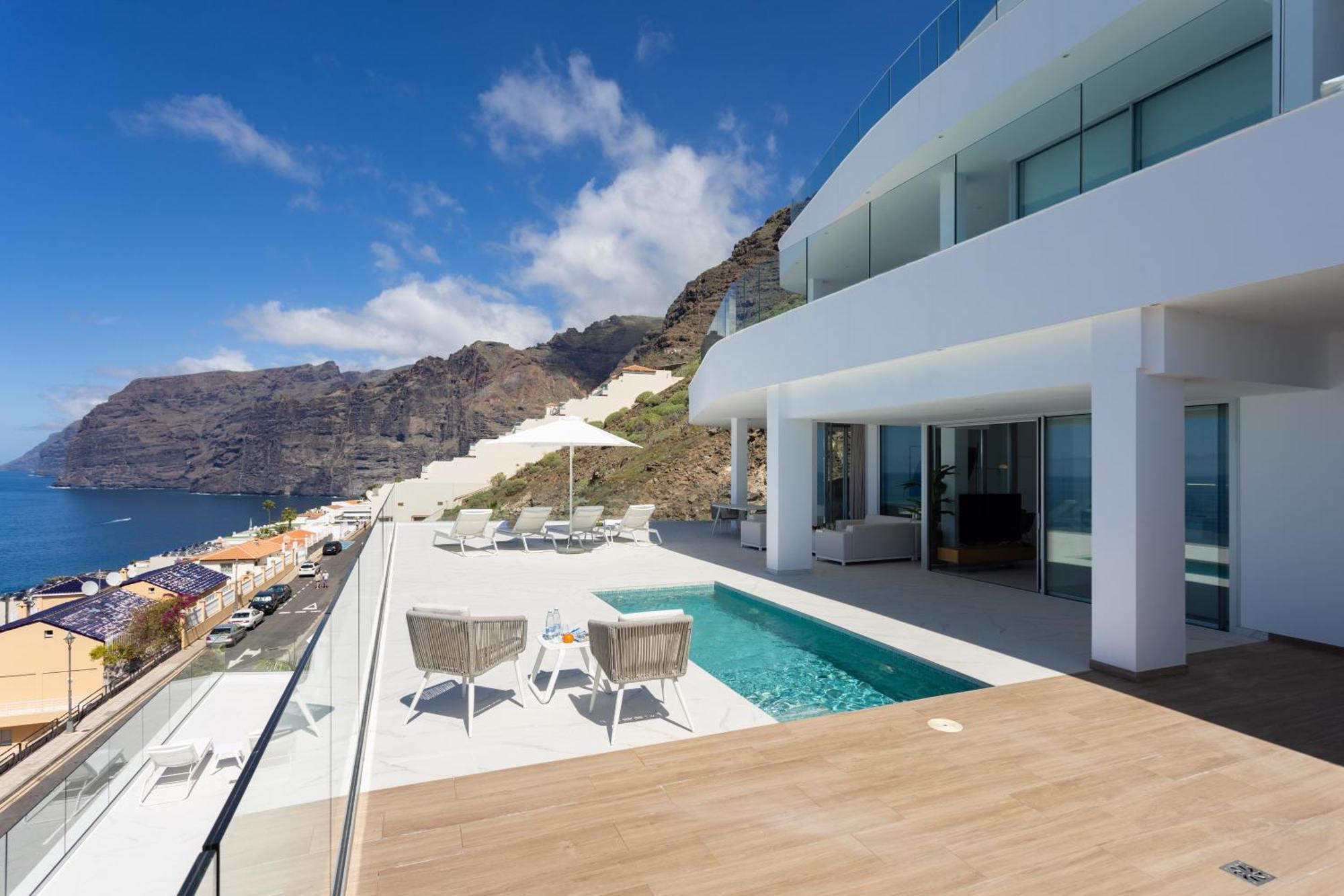Crystal I Luxury Apartments By Enjoyahome Acantilado de los Gigantes Exterior photo