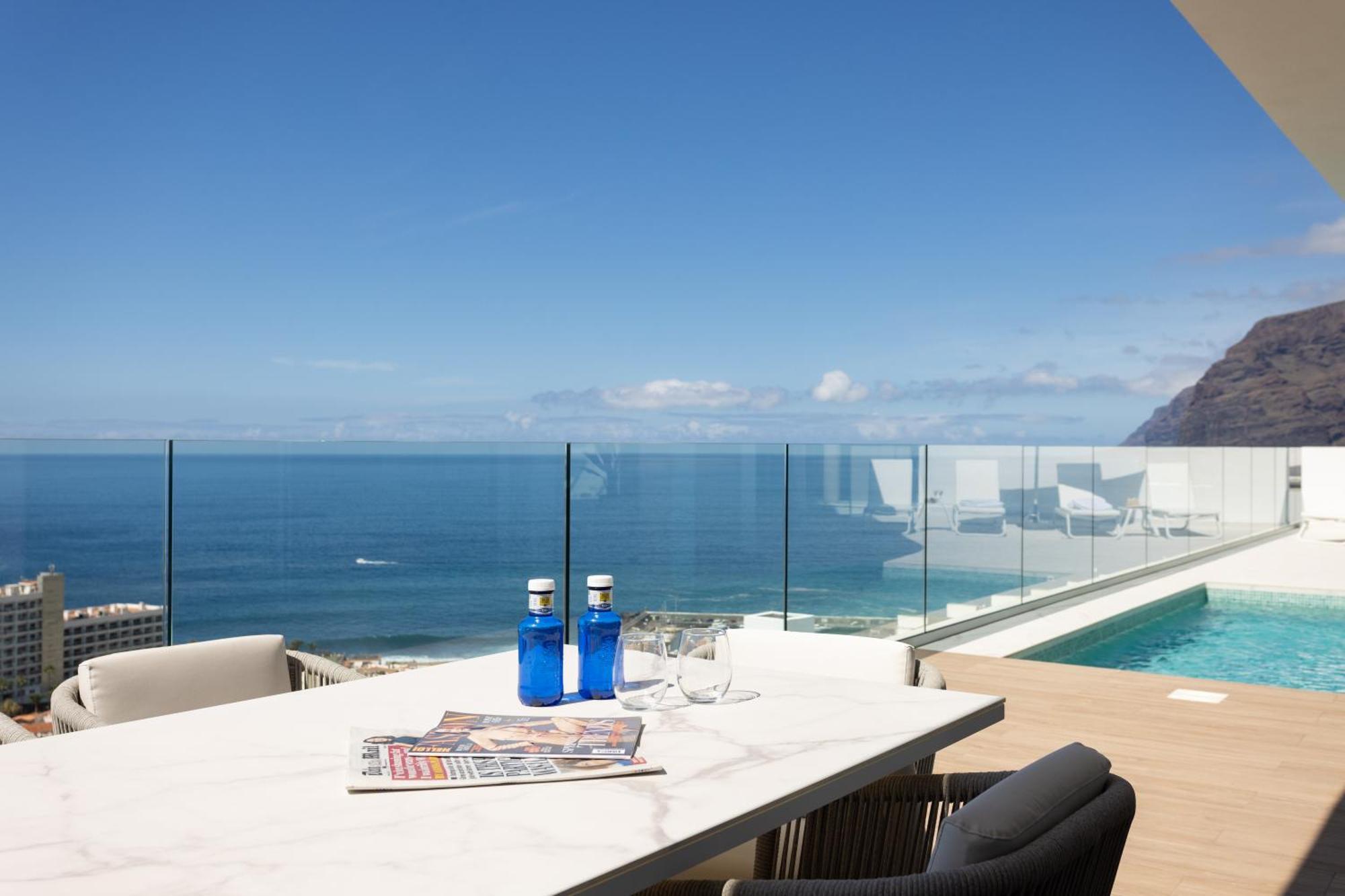 Crystal I Luxury Apartments By Enjoyahome Acantilado de los Gigantes Exterior photo