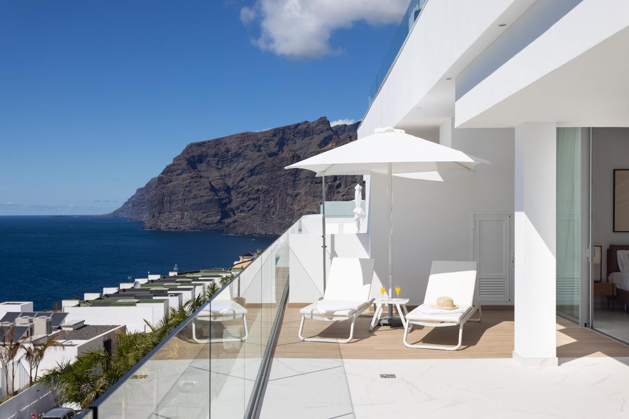 Crystal I Luxury Apartments By Enjoyahome Acantilado de los Gigantes Exterior photo