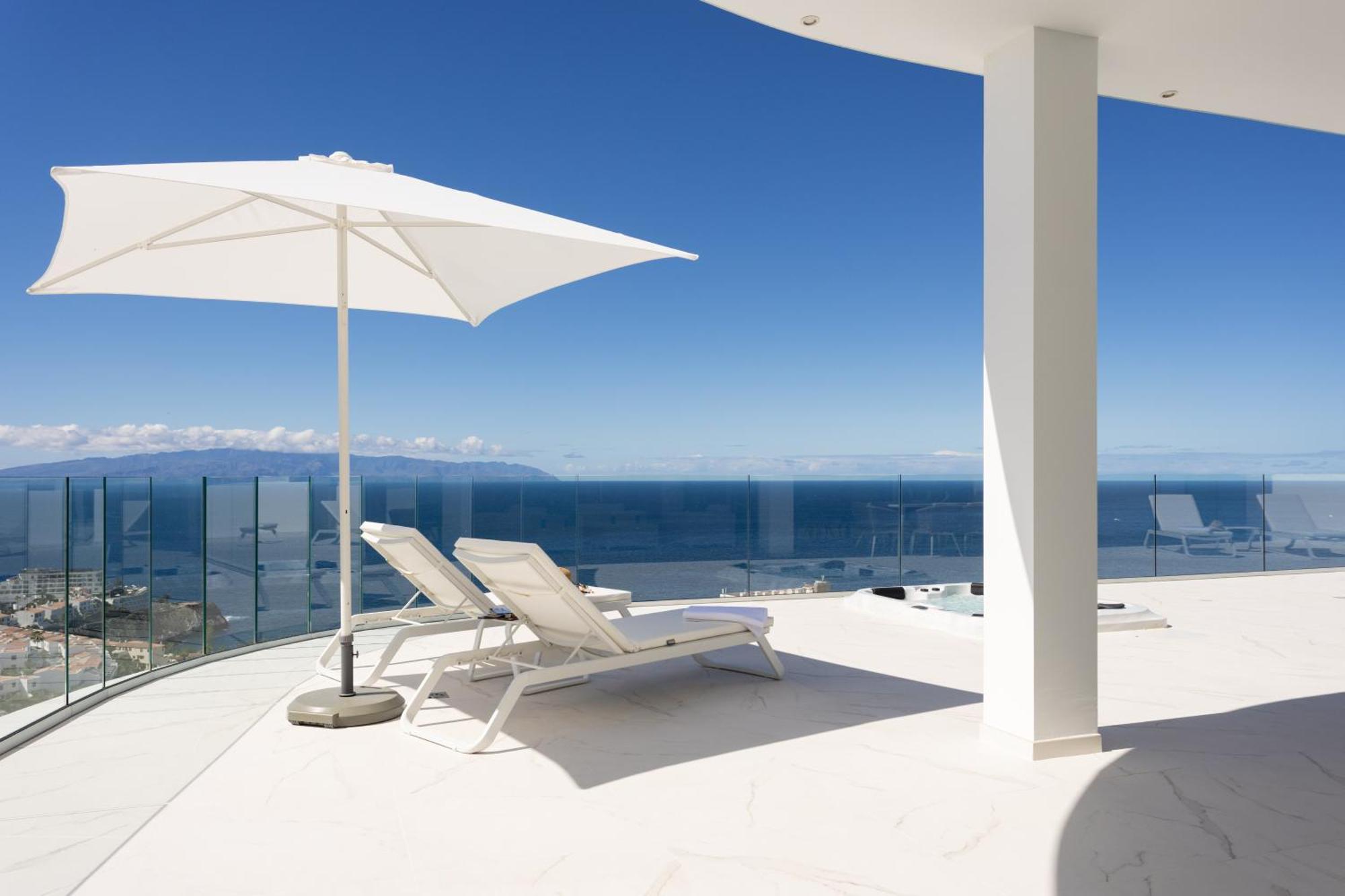 Crystal I Luxury Apartments By Enjoyahome Acantilado de los Gigantes Exterior photo