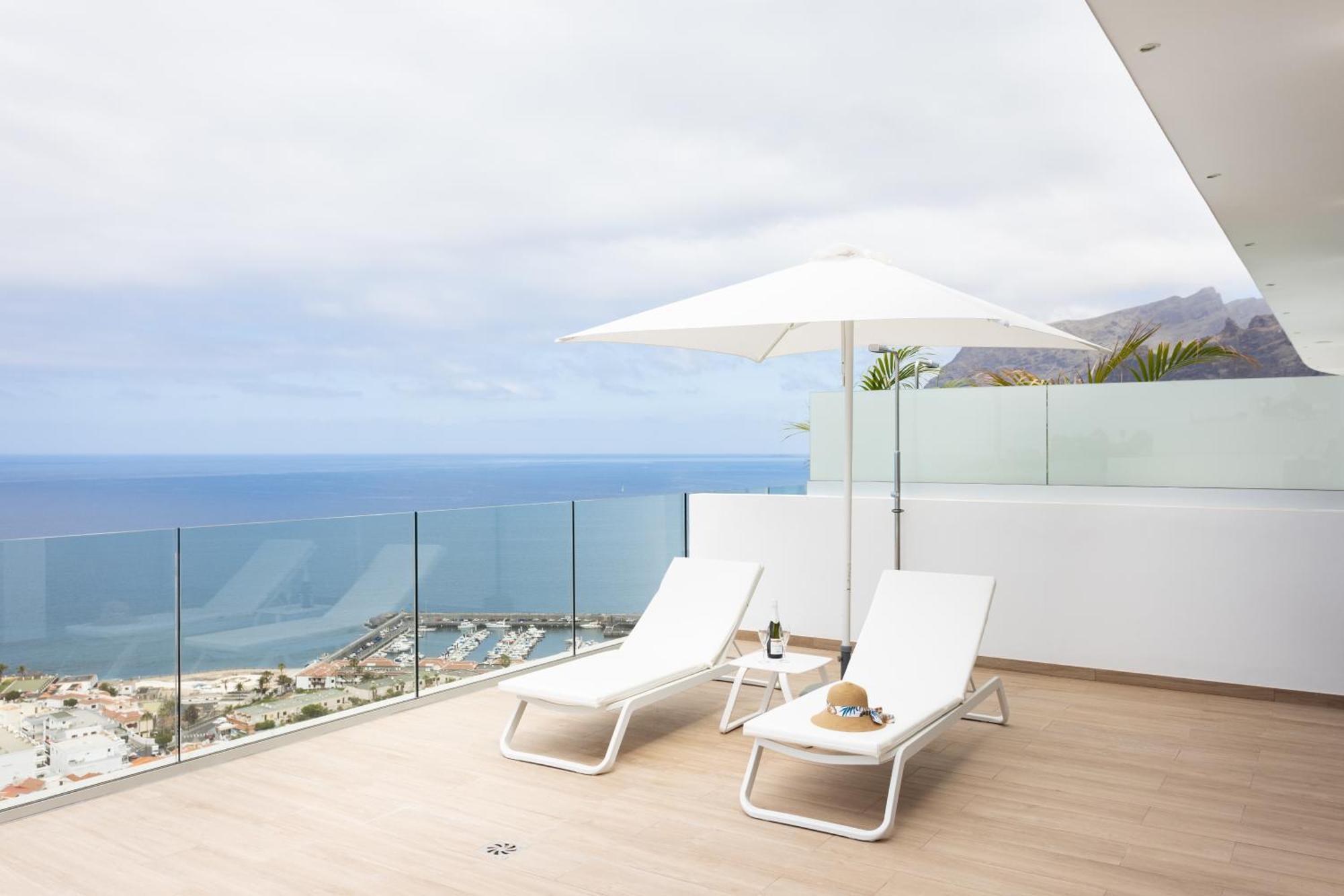 Crystal I Luxury Apartments By Enjoyahome Acantilado de los Gigantes Exterior photo