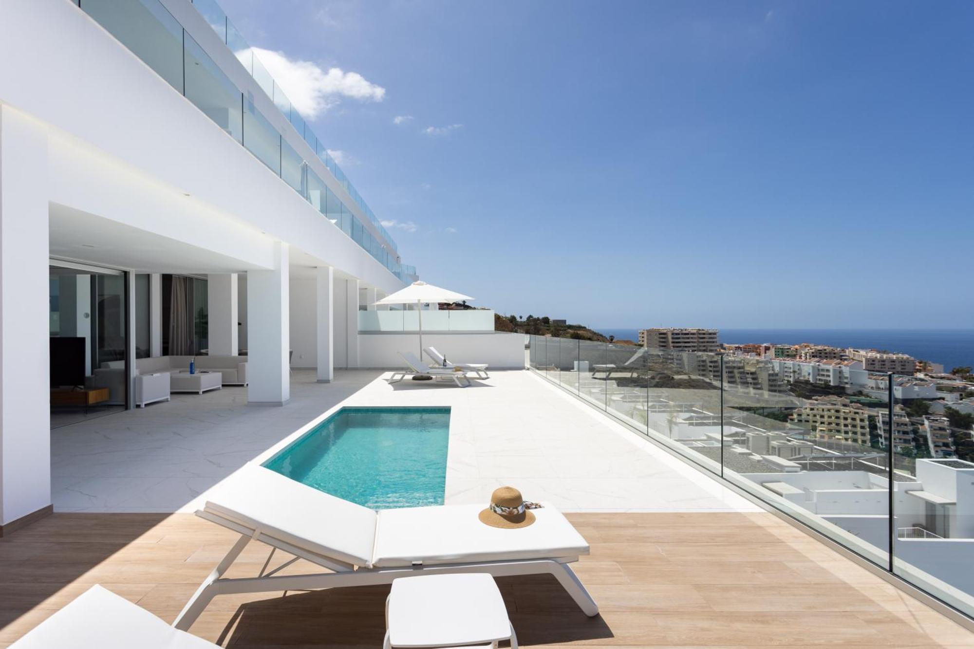 Crystal I Luxury Apartments By Enjoyahome Acantilado de los Gigantes Exterior photo