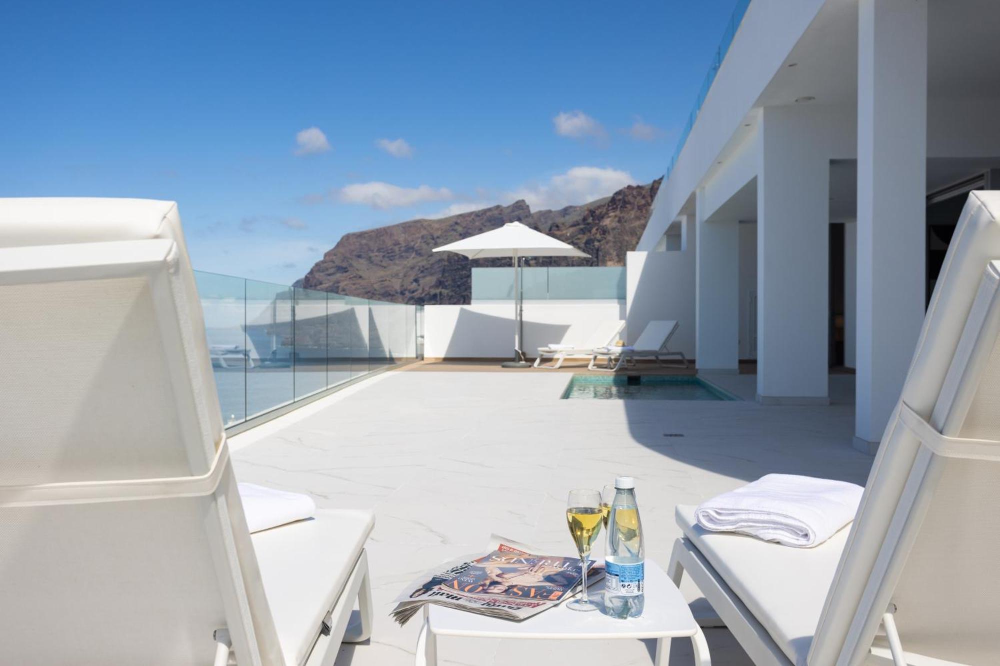 Crystal I Luxury Apartments By Enjoyahome Acantilado de los Gigantes Exterior photo