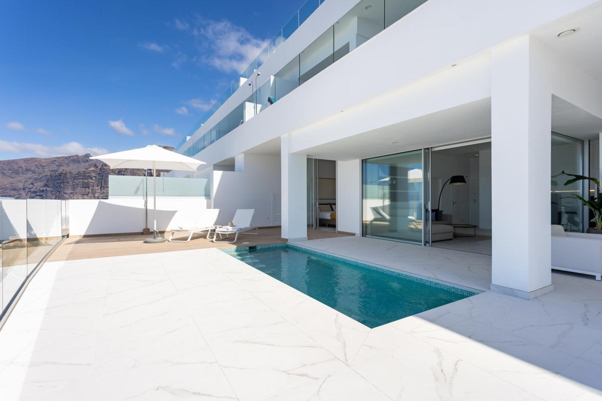 Crystal I Luxury Apartments By Enjoyahome Acantilado de los Gigantes Exterior photo